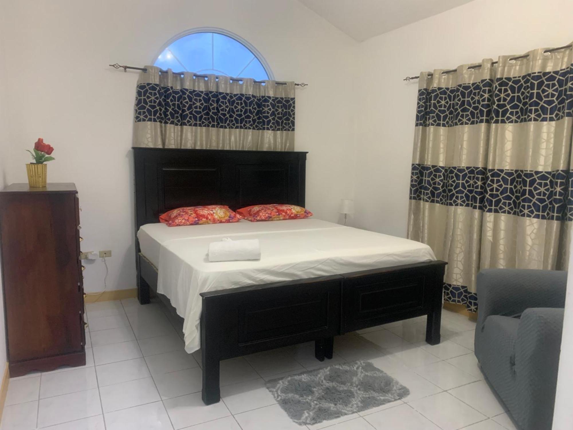 Caribbean Escape Hotel Портмор Екстериор снимка